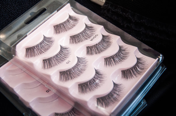 假睫毛图片下载