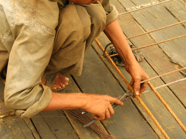 铁匠在工作图片下载