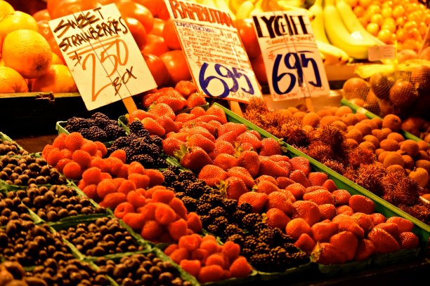 市场上的新鲜水果图片下载