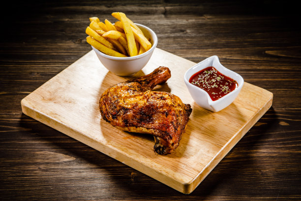 炸鸡腿配炸薯条素材图片