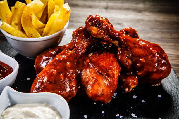 炸鸡腿配炸薯条素材图片