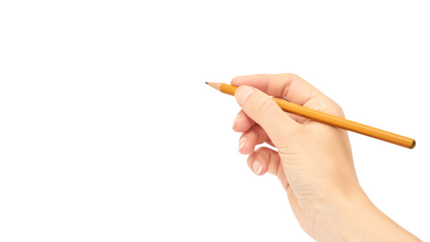 女性手里拿着铅笔。孤立在白色背景上。复制空间、模板图片下载