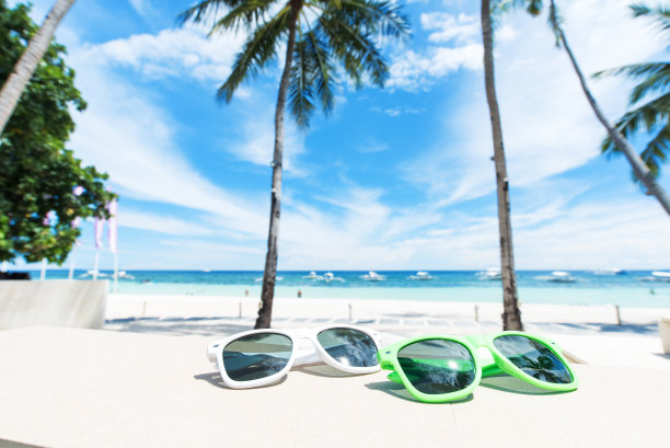 享受海滩度假图片下载