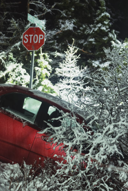 冬天事故图片下载