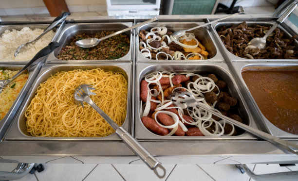 自助餐上的食物图片下载