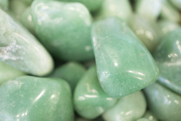 珍贵和次珍贵的矿物石头图片下载