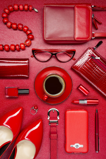 红色女人配件图片下载