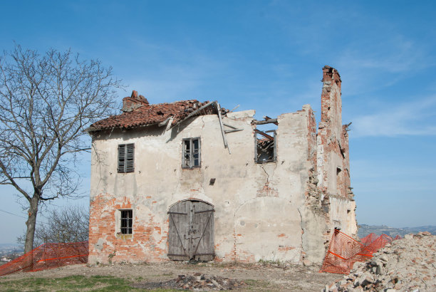 被遗弃的房子毁了图片下载