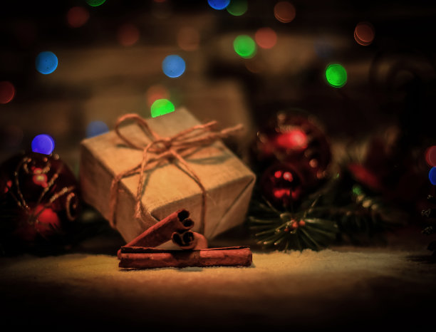 圣诞礼物和圣诞树的背景装饰图片下载