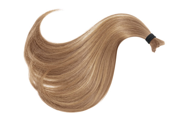 白色背景上自然卷曲的头发图片下载