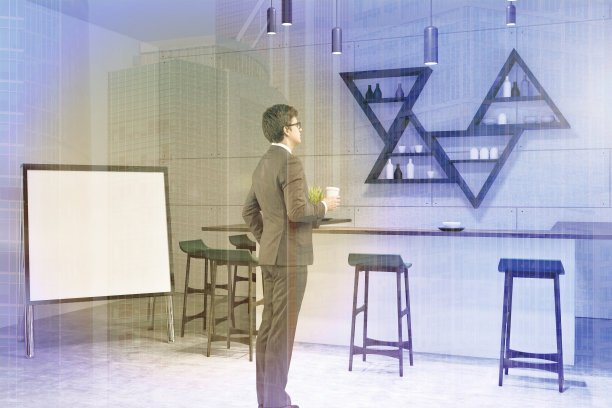 咖啡店里的年轻商人图片下载