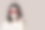 波普艺术风格的照片。穿着条纹裙戴着墨镜的女人示意没问题。图片下载
