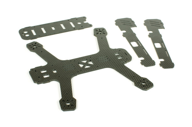 碳纤维赛车无人机框架孤立在白色背景图片下载