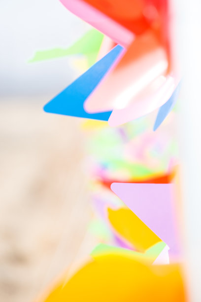 垂直拍摄风车，童年背景。图片下载