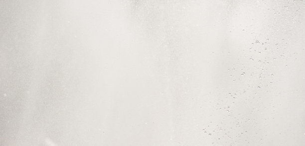 模糊的背景，水珠喷泉。图片下载