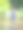 近距离拍摄的一个美丽的半种姓女士穿着蓝色裙子在小溪上摆姿势在Mae Hong Son省，泰国的森林。选择性聚焦，模糊背景。图片下载