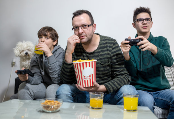 玩视频游戏图片下载