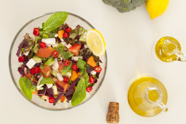 蔬菜和橄榄油图片下载