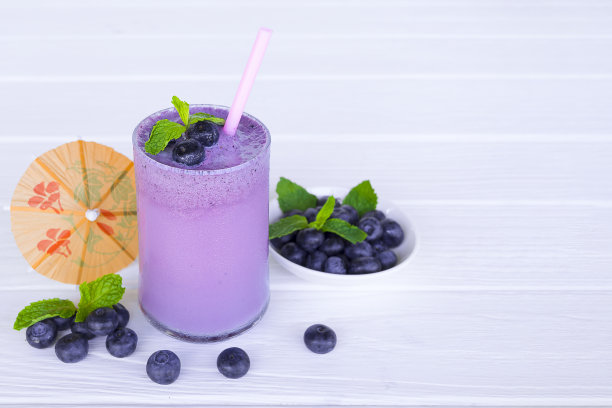蓝莓冰沙图片下载