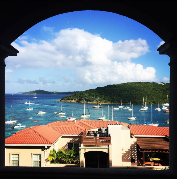 阳台俯瞰岛屿图片下载