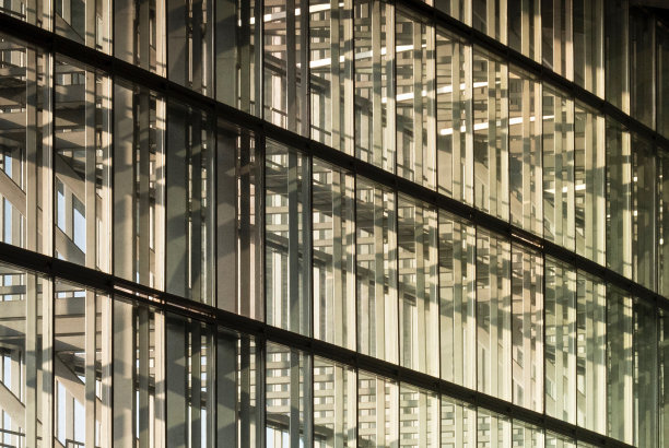 现代建筑中的幕墙图片下载