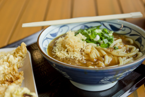 咖喱牛肉乌冬碗图片下载