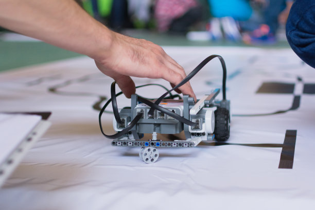 儿童技术创意展图片下载