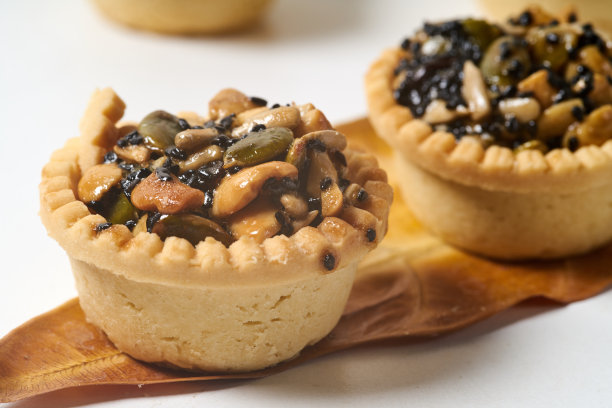 五谷，黑芝麻，太阳花籽，豆类，腰果，花生图片下载