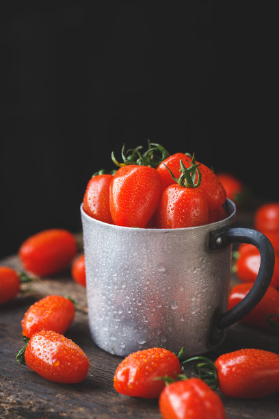 李子tomatoes-Cherry西红柿素材图片