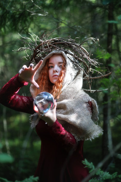 算命先生举行仪式图片下载