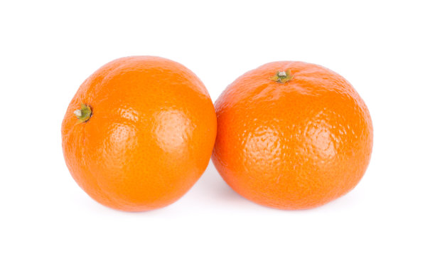 一组成熟、新鲜、多汁的橘子或桔子，孤立在白色背景上图片下载