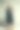 母子站在画室里的肖像图片下载