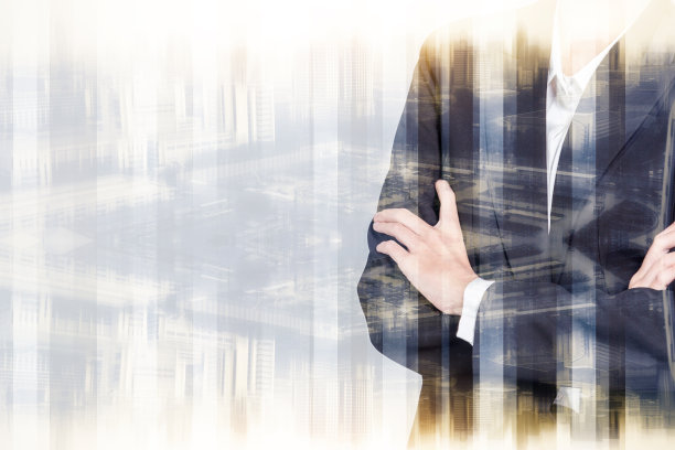 白人背景的年轻亚洲女商人图片下载