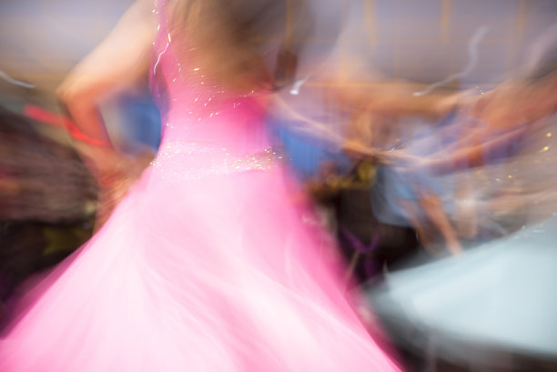 模糊的交际舞图像图片下载