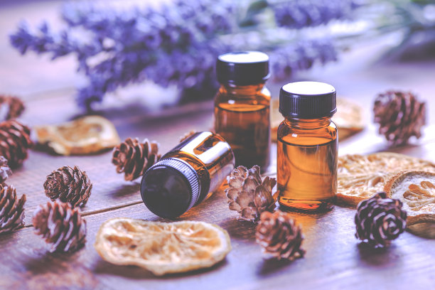 香薰工具，带油的瓶子图片下载