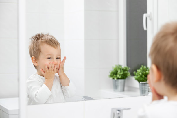 洗脸照片素材ID：315379620