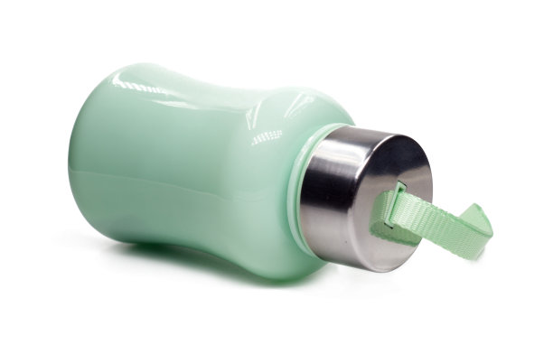 塑料绝缘杯隔离在白色背景。图片下载