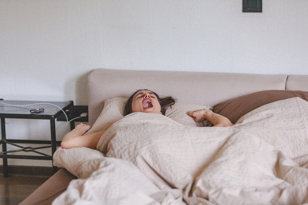 该起床了图片下载