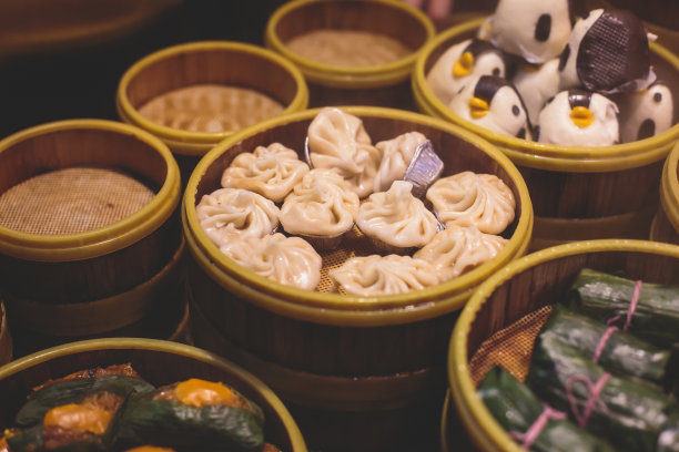 中国上海的亚洲传统街头小吃素材图片