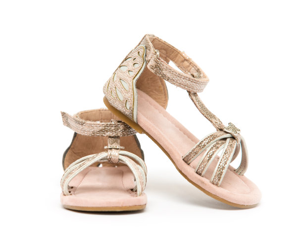 女孩的鞋子图片下载