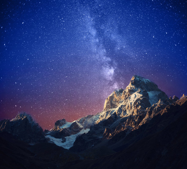 Ushba晚上图片下载