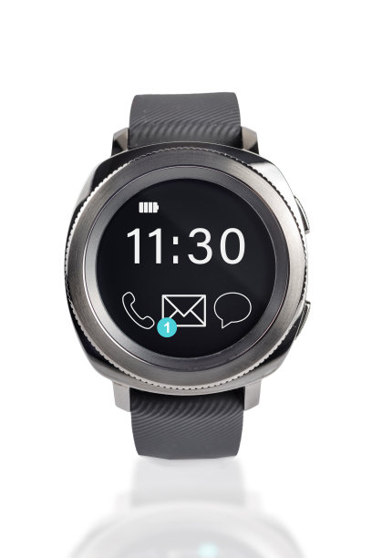 智能手表与数字显示，孤立在白色背景素材图片