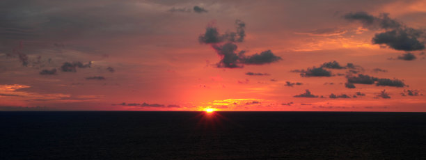 大西洋上的日出图片下载