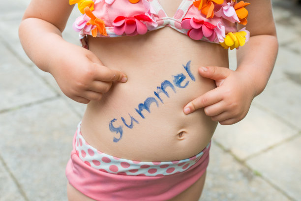 小女孩图片下载