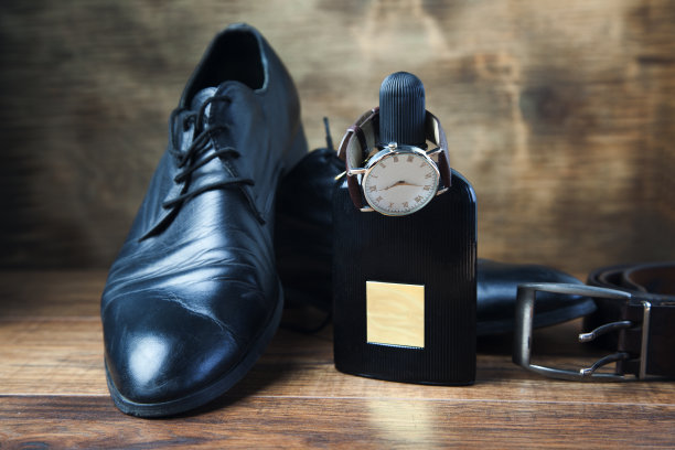 商人鞋和手表图片下载