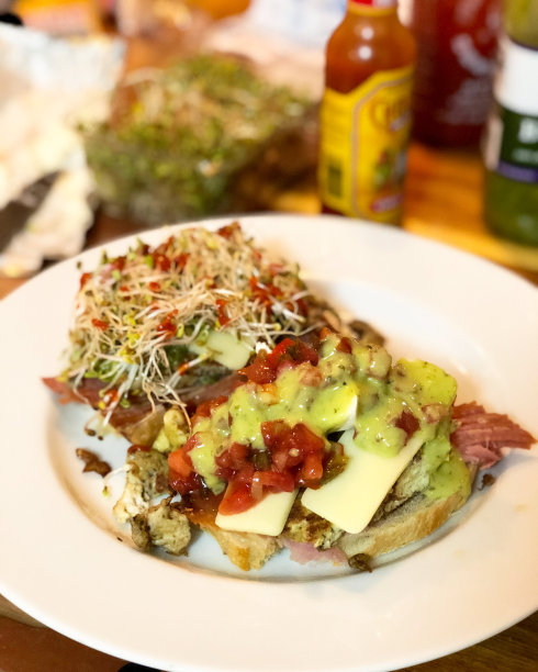 美味的早餐三明治图片下载