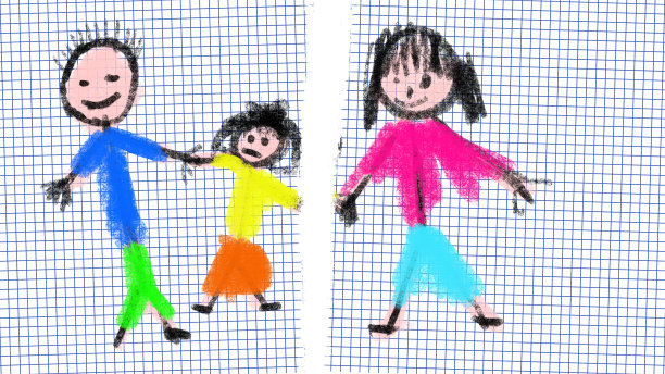 家里吵架，女儿和父亲在一起图片下载