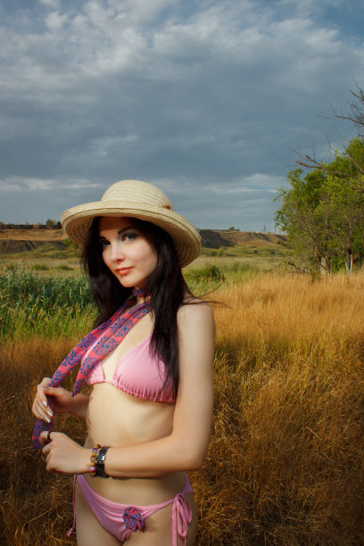 漂亮的乡村女孩图片下载