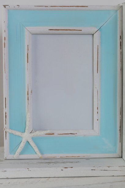 框架在海洋风格。内部框架模型。蓝色海洋框架chebby时髦与海星。图片下载
