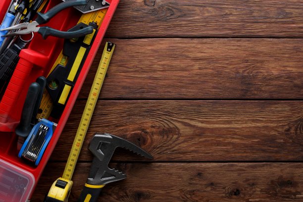 工具箱包含不同的设备和卷尺图片下载